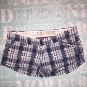 ✨♾ 3/$25 Hollister Plaid Cotton Shorts✨